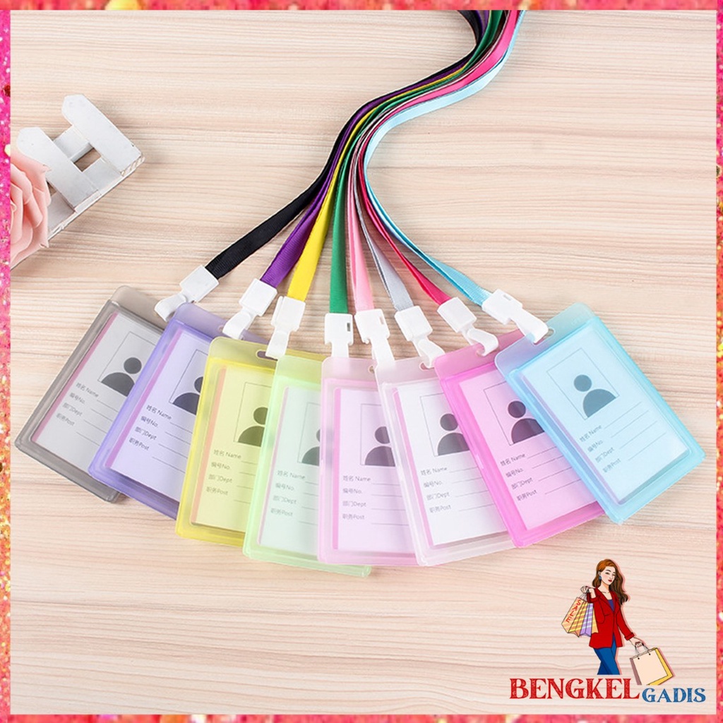 

Name Tag Id Card Transparant Gantungan Kartu Nama Plastik Vertical Lanyard Potrait Motif Polos Warna Warni Tanda Pengenal Bening Horizontal