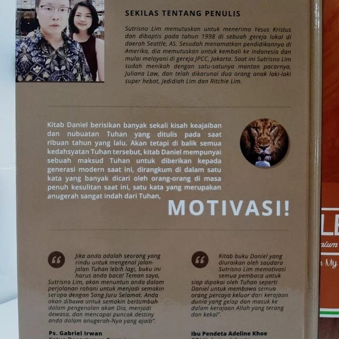 BUKU ROHANI KRISTEN KITAB DANIEL (Sebuah Buku Motivasi Rancangan Tuhan