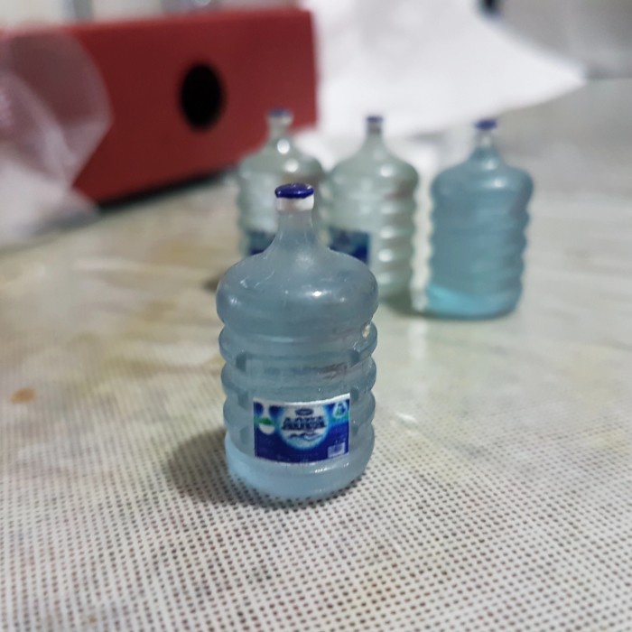 MINIATUR GALON AQUA 1/18 ORIGINAL TECHNOCRAFT