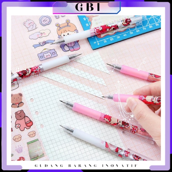 

Pena Cutting Tools Portable Knife Carving DIY Pemotong Kertas Bentuk Pena Karakter Kartun Bear Strawberry Lucu Cutter Pen Knife Cut Stickers Scrapbooking Alat Pemotong Stiker Bentuk