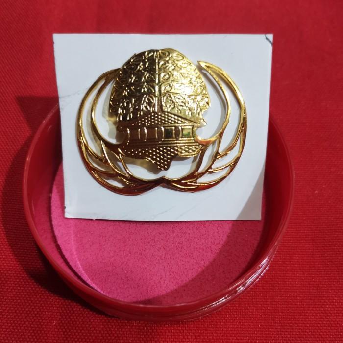 Pin Korpri Bolong Magnet