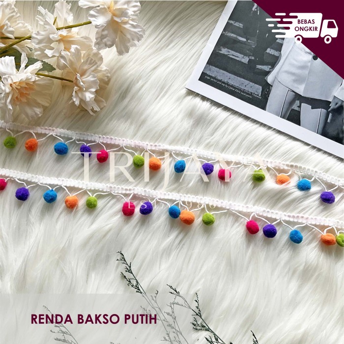 

Trijaya Renda Bakso / Baso / Pompom / Pelangi Rainbow - List Putih