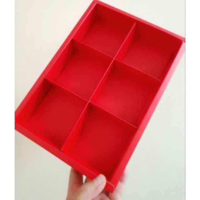 

5 pcs dus box cupcake brownies mika merah polos sekat 6 uk 7.3 cm