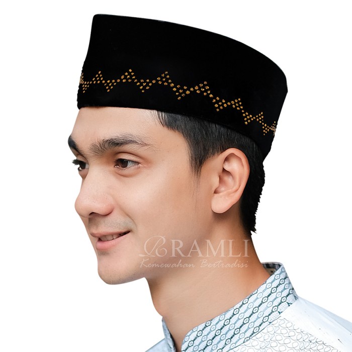 Peci Songkok Hitam Lukis Motif Ent Emas