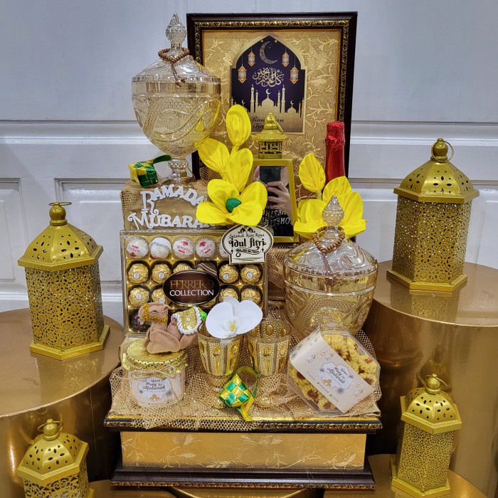

+++++] Paket Dekorasi Lebaran Idul Fitri Hampers Parcel Hadiah Kue Kering 073