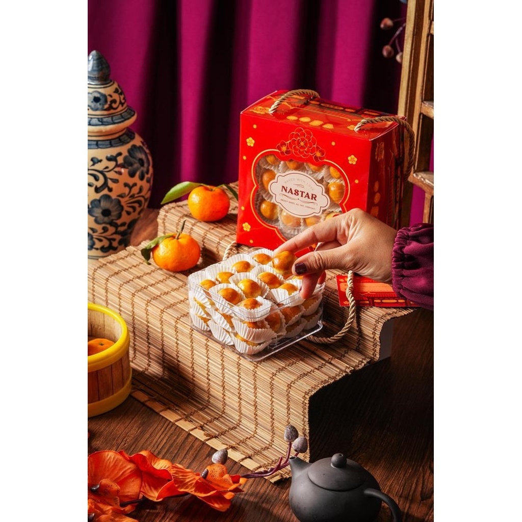 

Chinese New Year Gift Hampers Cookies Set Parsel Kue Imlek Terbaik
