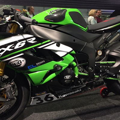 [Ori] Tank Slider Pelindung Tangki Body Carbon Zx10R Zx6R Zx-10R Zx-6R Berkualitas