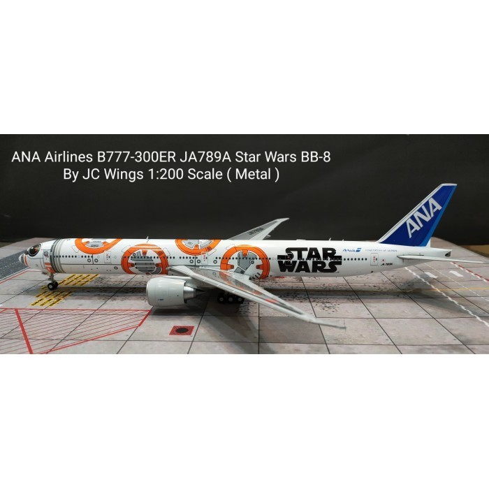 [Original] Ana Airlines B777-300Er Ja89A Star Wars Bb8 By Jc Wings 1:200 Scale Diskon