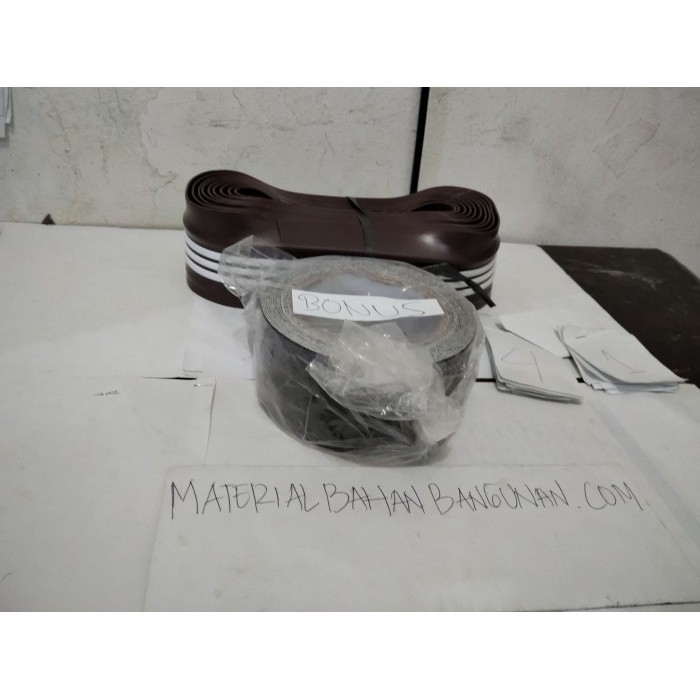 

[Baru] Garis Karet Step Tangga 400Cm Karet 2 Warna Coklat Lakban Anti Licin Limited