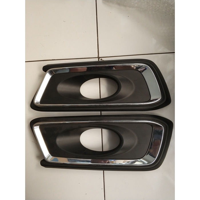 [Ori] Cover Ring Foglamp Mobilio Model Prestige Diskon