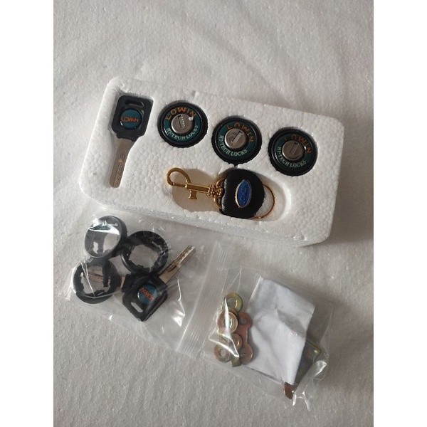 [Original] Kunci Pintu Mobil Feroza 3 Pintu Model Kunci Gepeng Harga 1Set Limited