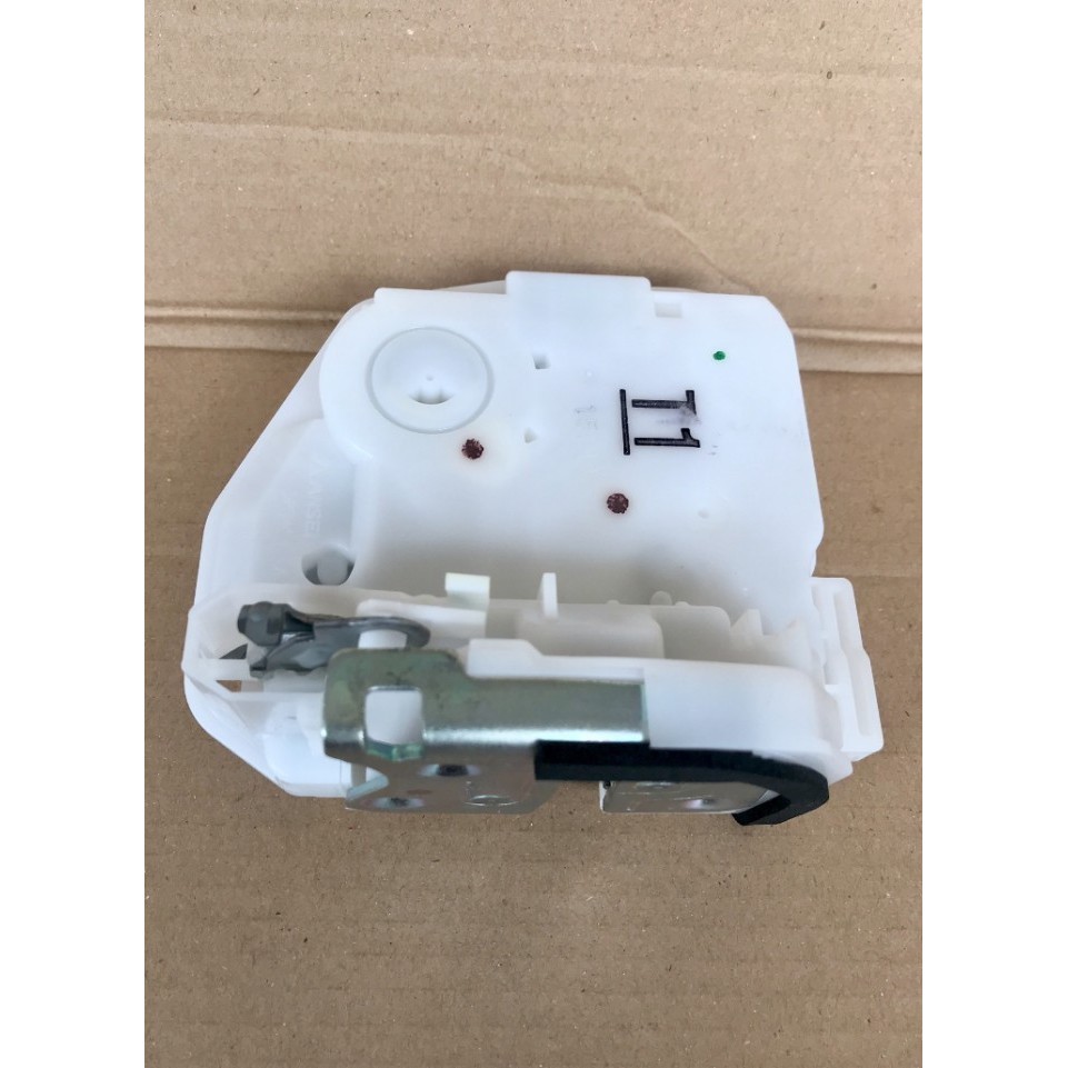 [Original] Door Lock Assy Pintu Tengah Kiri Mobil Xpander / All New Livina Berkualitas