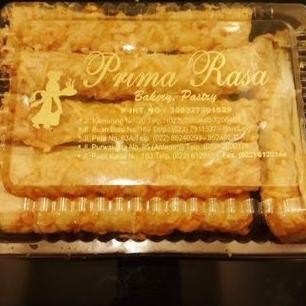 

TRE CHEESE STICK CUP PRIMA RASA BANDUNG BEST SELLER SALE PROMO bolu cny imlek boci seblak makaroni cemilan TERLARIS