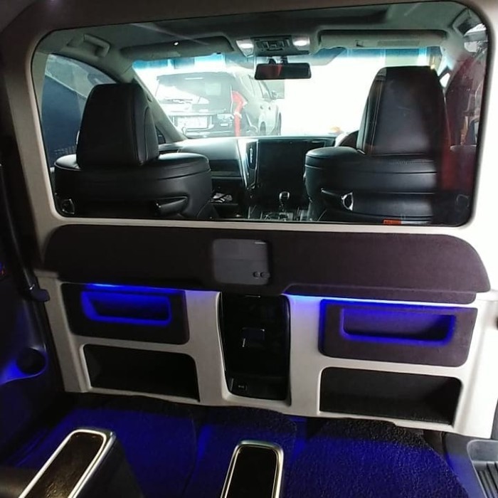 [Baru] Partisi Covid Untuk Mobil Alphard Terbatas