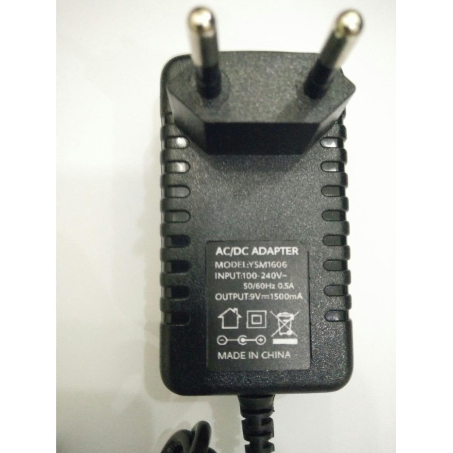 Adaptor INPUT 100-240V - 50/60Hz 0.5A OUTPUT 9V 1500mA Model YSM1606