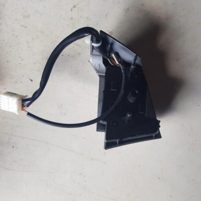 Tombol Remote Audio Stir Toyota Avanza Calya Alya Sigra Ori