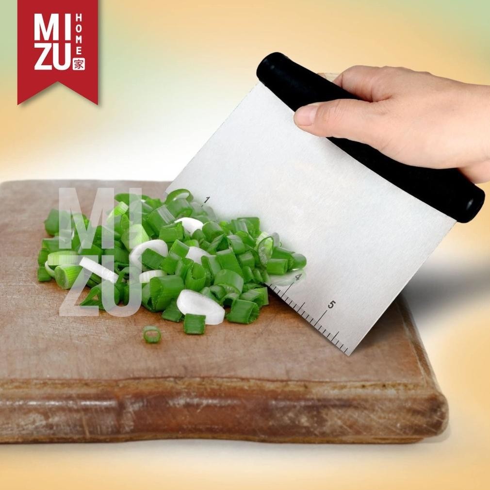 

NEW PROMO TAGLIATA Ruler Dough Cutter Knife Pemotong Adonan Kue Penggaris Stainless Steel Scraper Chopper