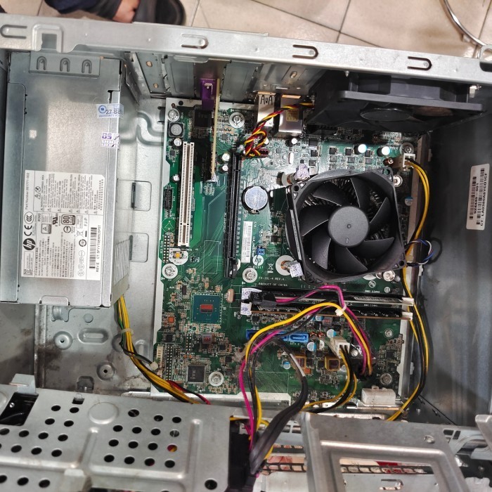 READY Pc HP Desktop Pro PCI MT Core i3 - 7100 / Core i5 - 7400