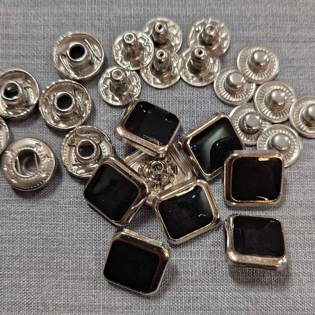 Kancing Cetet/Snap/Jepret Anti Karat Persegi Hitam