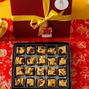 

PROMO MURAH READY - Hampers IMLEK / chinese new year gift / CNY - Soft chocolate Cookie Bar Gift box ( free PITA + UCAPAN)