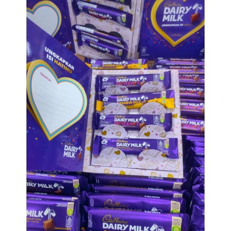 

PROMO MURAH Cadbury Dairy Milk edisi spesial moments gift box