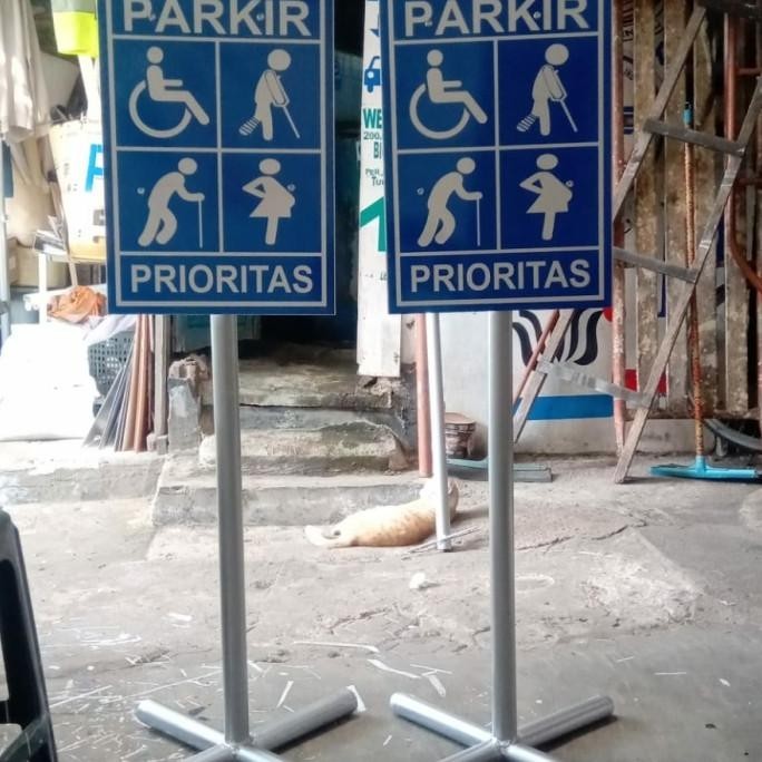 

Rambu Portable 120cm