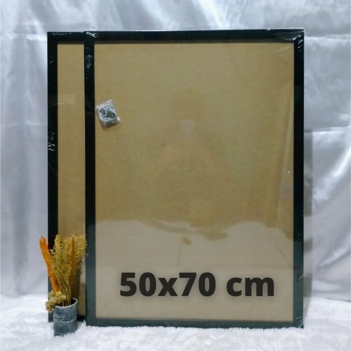 Bingkai Foto / Frame Nimalis / 50X70 Cm