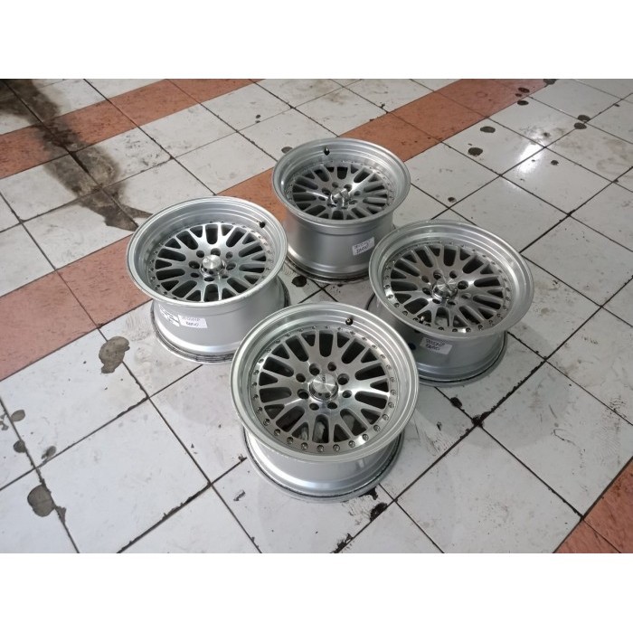 Velg - Velg Mobil Retro Celong Ring 15 Ccw Classic Lebar 8-9 Pcd 4X100-4X114