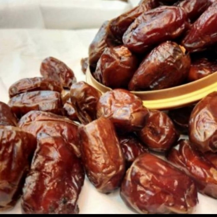 

Kurma - Kurma Mesir Saafa 10Kg / Kurma Mesir Original