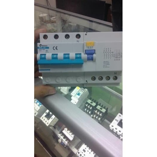 ELCB/RCCB SHIHLIN BHL-34C 4P 10A 30MA