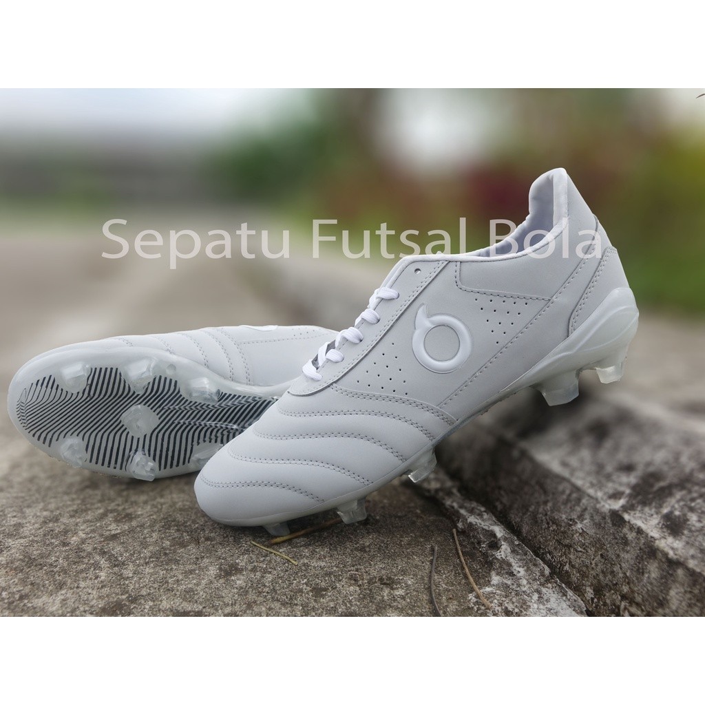 [ONLINE EXCLUSIVE] sepatu Bola ourtuseight Forte savage in catalyst abu abu muda kualitan terbaik