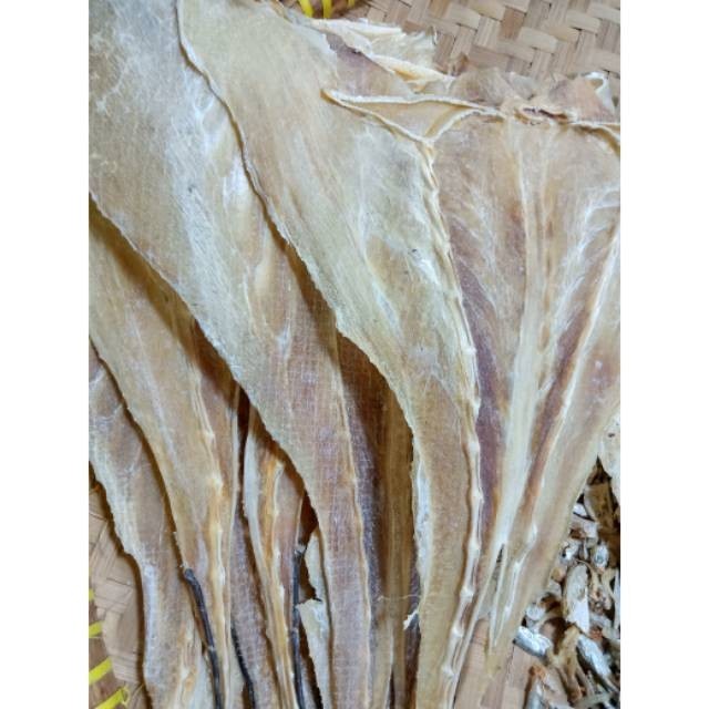 

Ikan Pari Tipis Medan 100gr