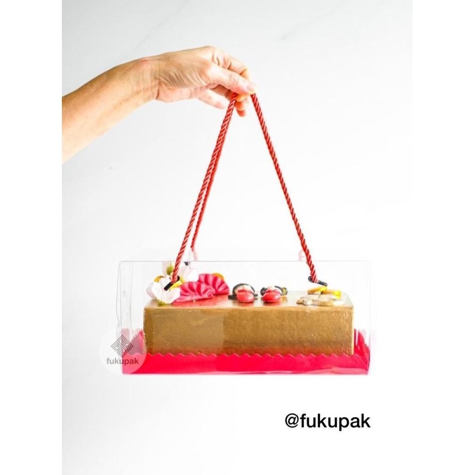 

SIAP KIRIM BOX MIKA TALI 18X18,KOTAK KUE ROTI,TART, PUDDING, CAKE,SOUVENIR(20PCS)
