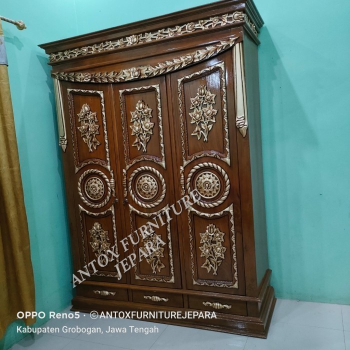 Lemari Pakaian Jati Ukiran Mebel Jepara Lemari Ukiran Furniture Jepara