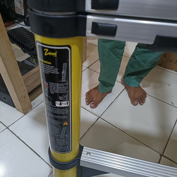 TANGGA TELESKOPIK 4,4 METER/TANGGA LIPAT/TANGGA TEKNISI
