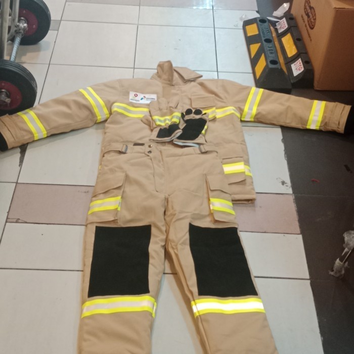 BAJU PEMADAM NOMEX IIIA FULL SET BER SERTIFIKAT