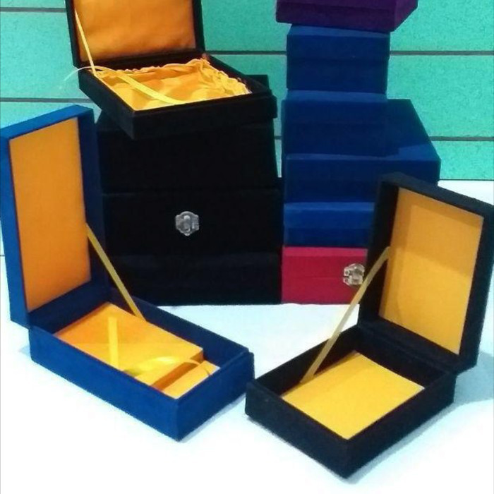 

BARANG TERLARIS Tempat Box Wadah Album Agenda Paket Lengkap Agenda