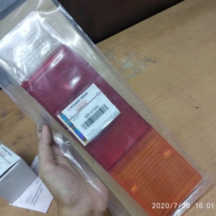 New Mika Lampu Belakang L300 Ori 100% Mitsubishi Mb141990 Kode Cu248