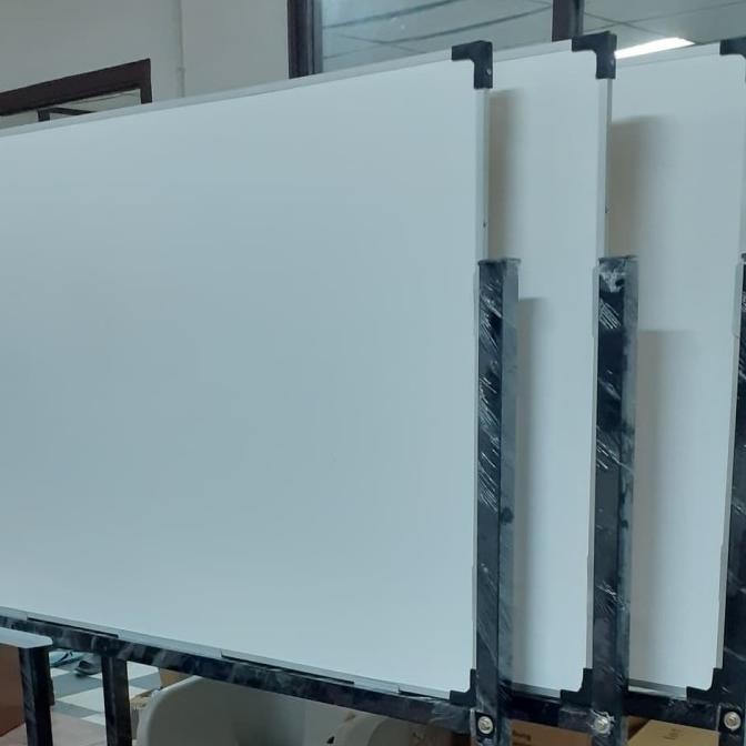 

Papan Tulis Standing Roda Berkunci