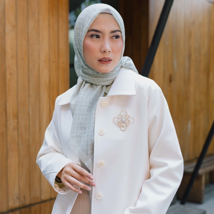Jenna & Kaia - Aiza Brooch Gold - Premium Bros Hijab Terbaru
