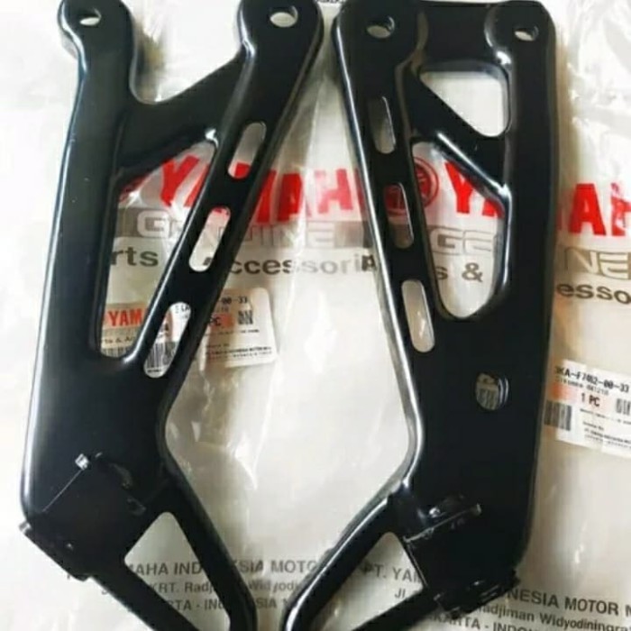 Breket Footstep Belakang Rx King Kanan Kiri Hitam Ori Ygp