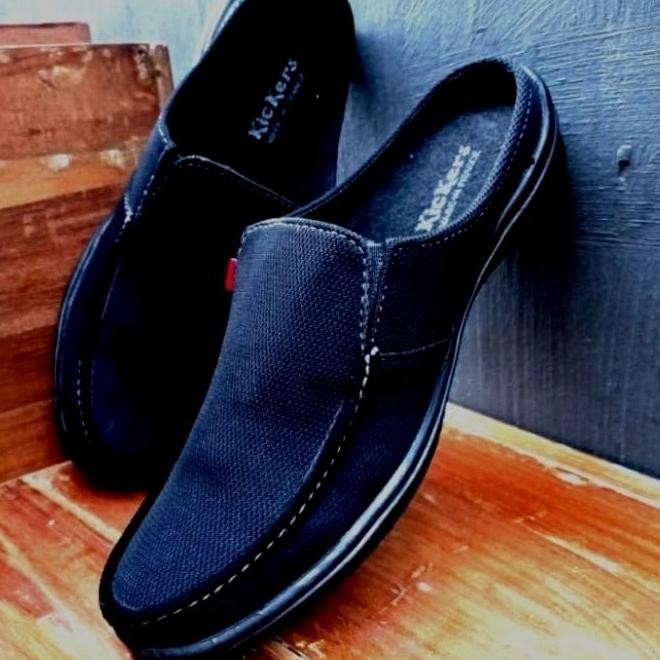 sepatu sandal pria Sepatu Sandal Pria Casual