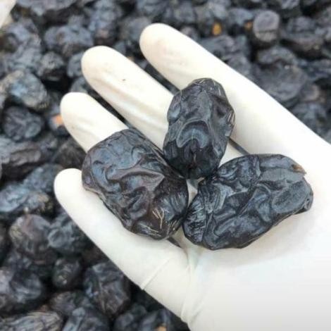 

POJ Kurma Ajwa Jumbo Syifa 500gr Kurma Nabi Ajwa Madinah Premium King Dates TERLARIS