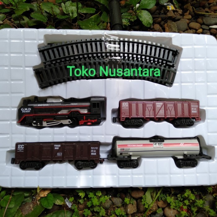 RAILKING MAINAN MINIATUR KERETA API