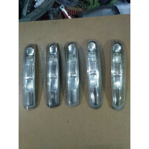 Lampu Sen Spion Captiva