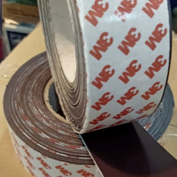 

Isolasi Magnet Tape 30Mm 1Mm X 10M