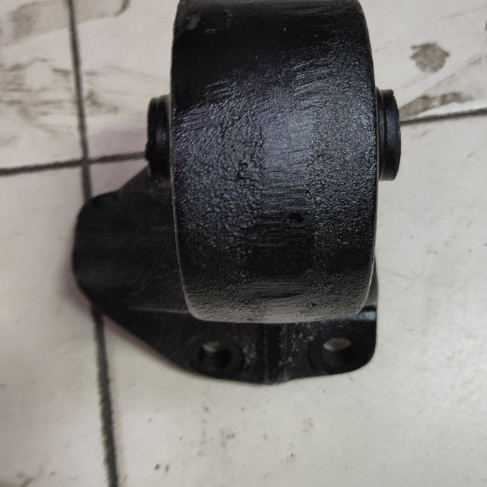 Engine Mounting Blk Charade Winner