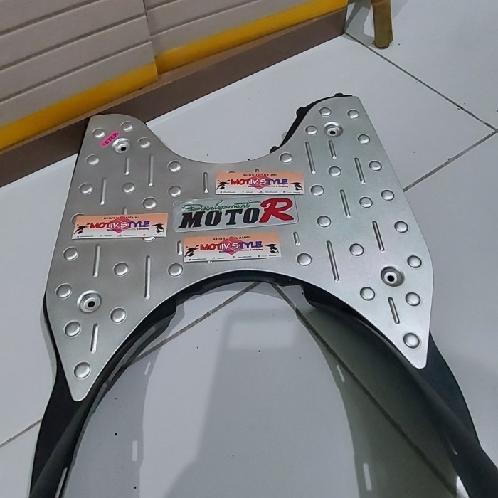 Injekan Kaki Suzuki Spin Bordes Karpet Suzuki Spin 125