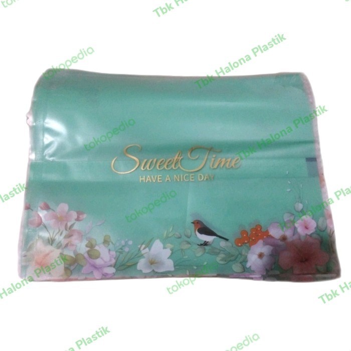 

monggo] Plastik Mooncake Autumn 22 ( per 100pcs )
