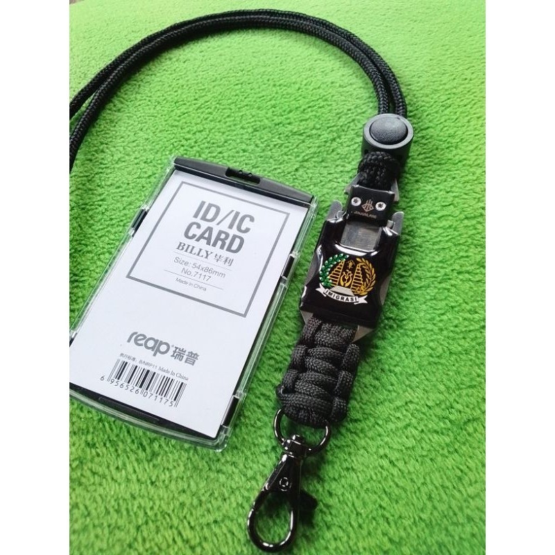 

Tali Lanyard Tactical Id Logo Igrasi